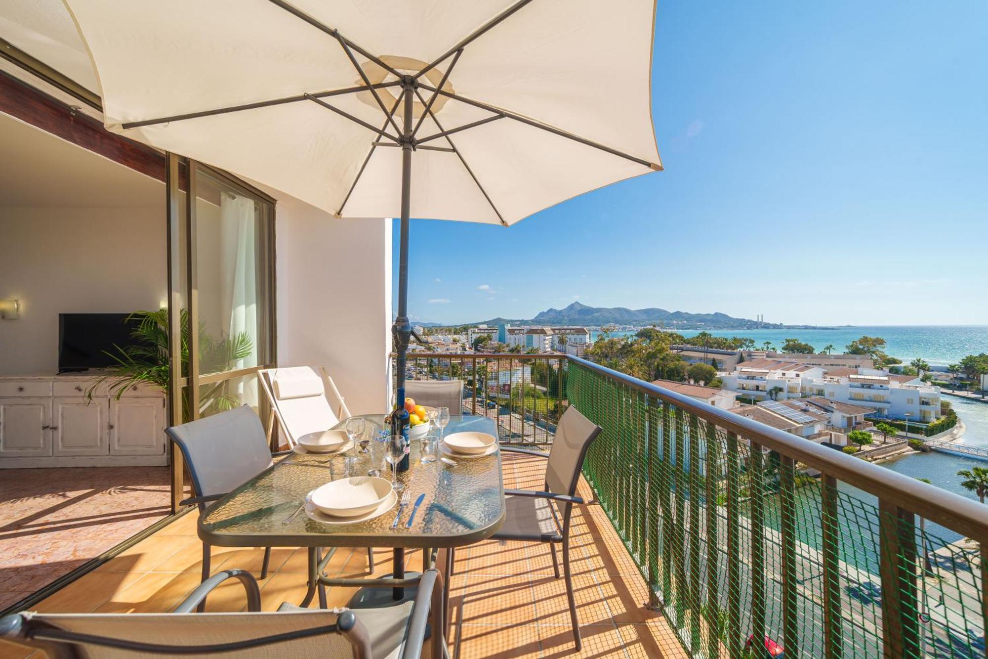Apartment The Shell Ii, Beach Views And Pool Alcudia  Exterior foto