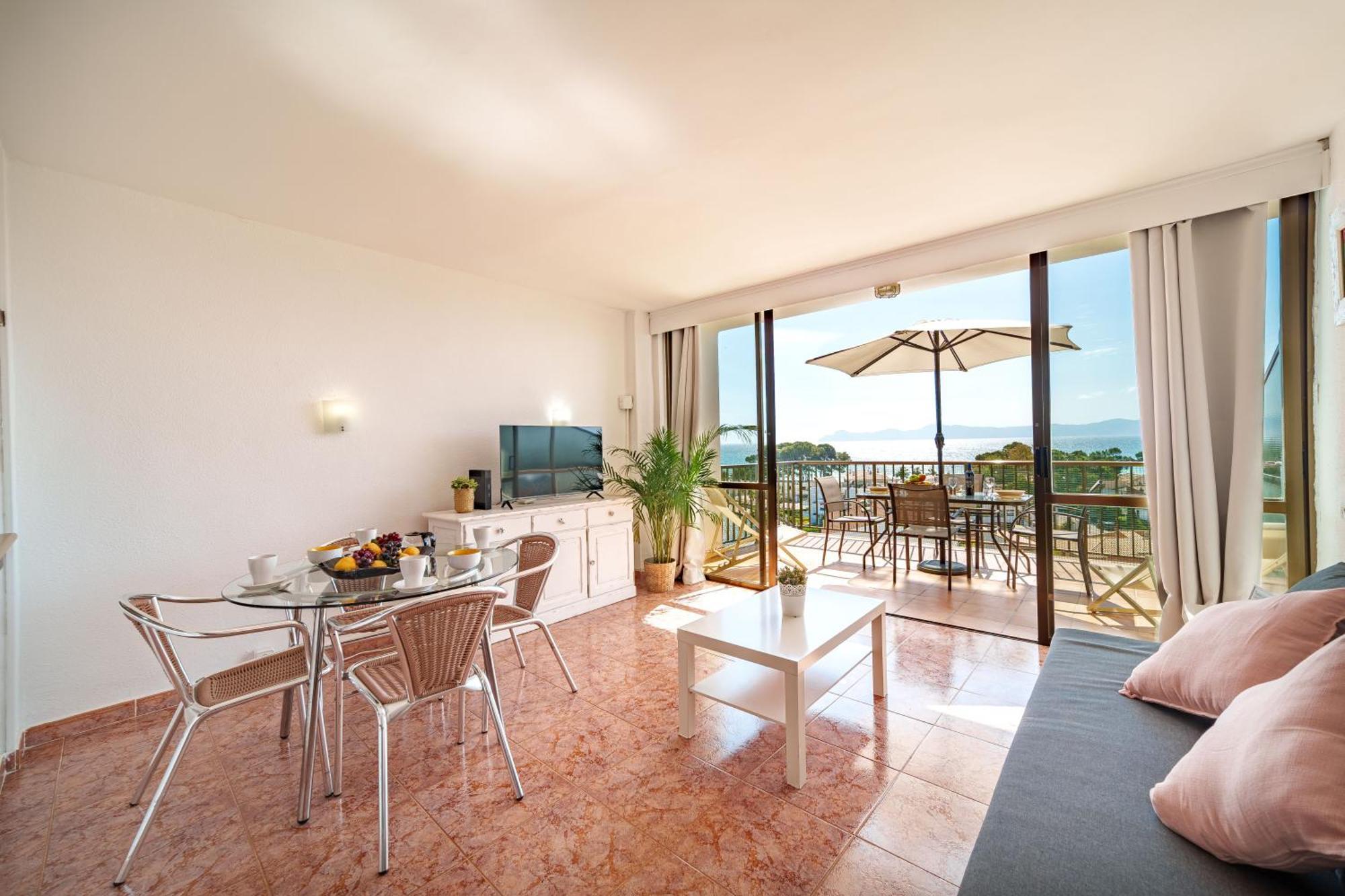 Apartment The Shell Ii, Beach Views And Pool Alcudia  Exterior foto
