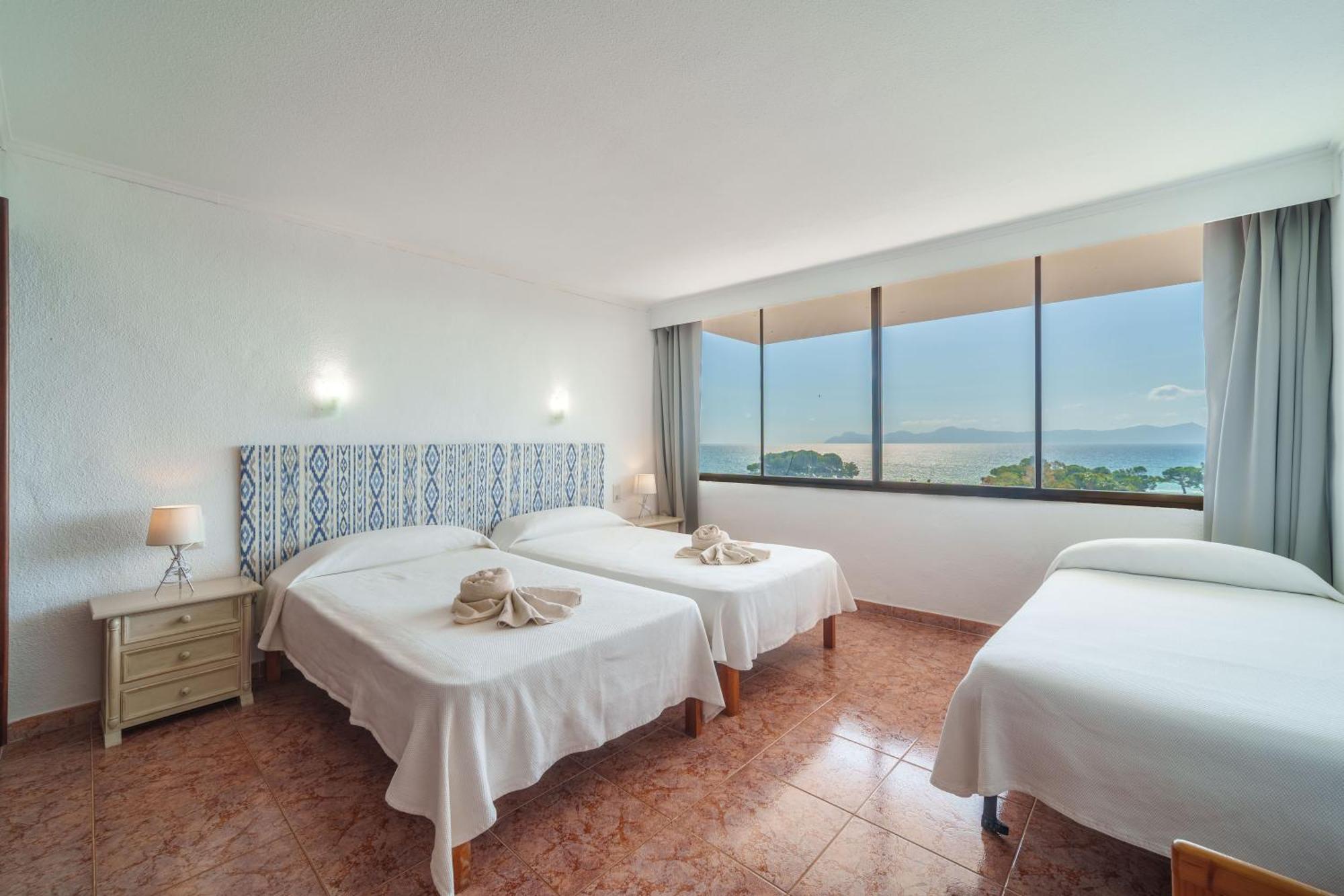 Apartment The Shell Ii, Beach Views And Pool Alcudia  Exterior foto