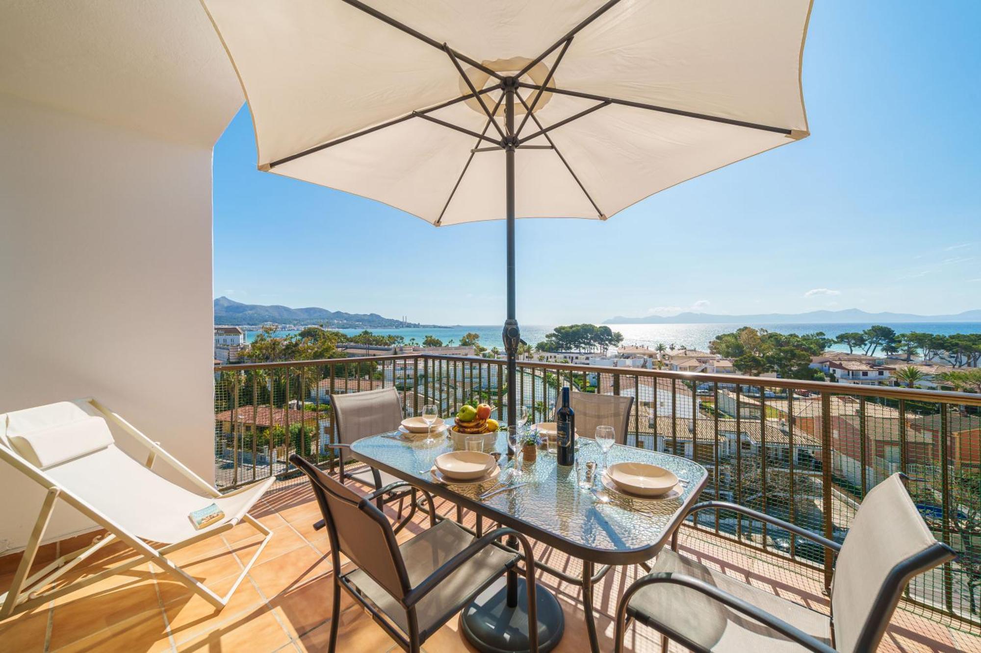 Apartment The Shell Ii, Beach Views And Pool Alcudia  Exterior foto