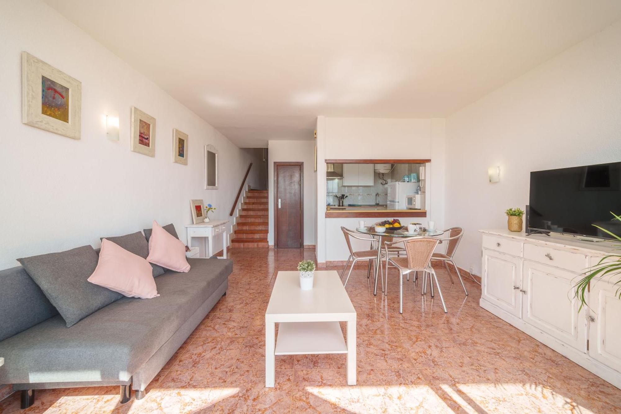 Apartment The Shell Ii, Beach Views And Pool Alcudia  Exterior foto