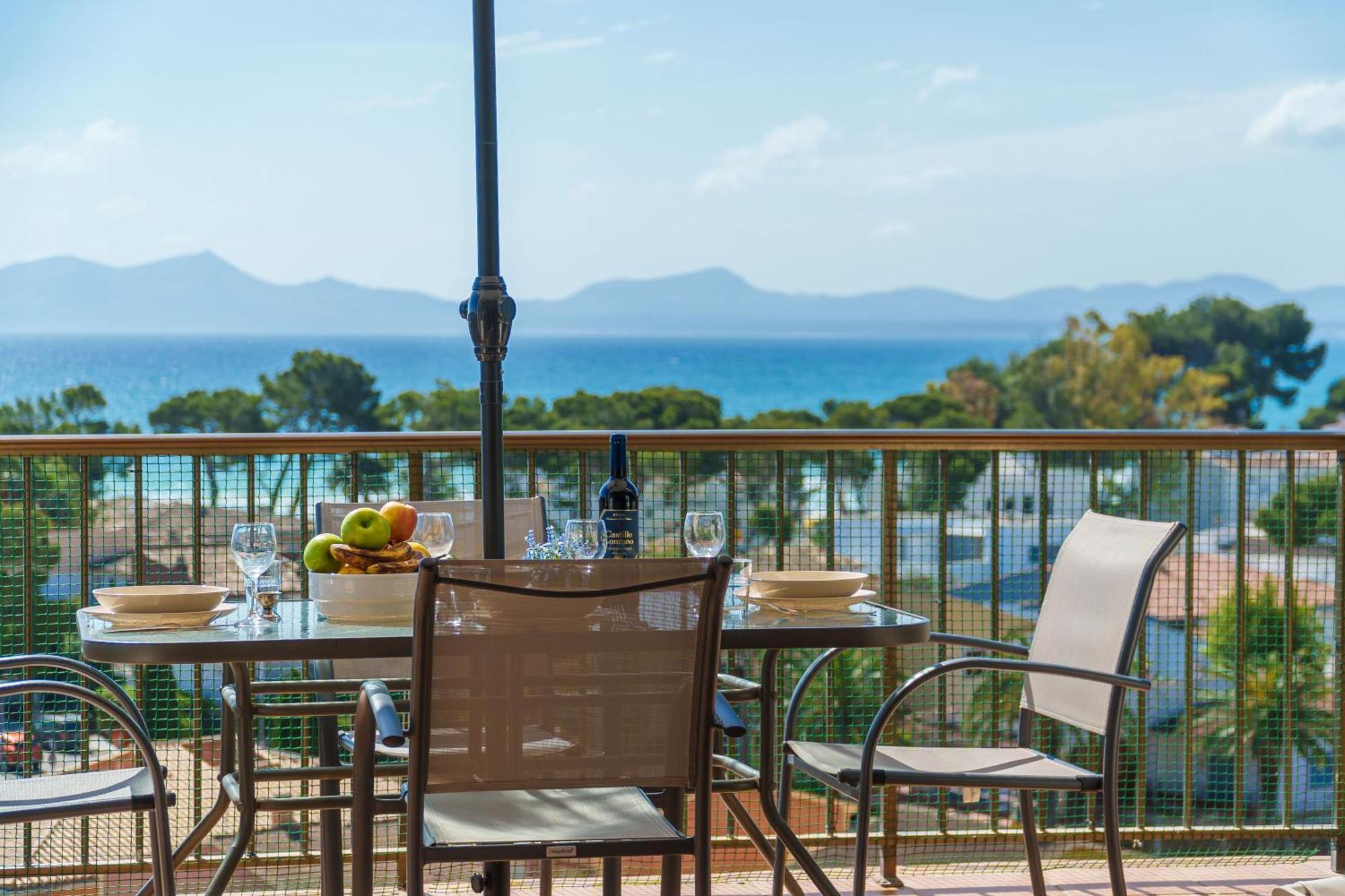 Apartment The Shell Ii, Beach Views And Pool Alcudia  Exterior foto
