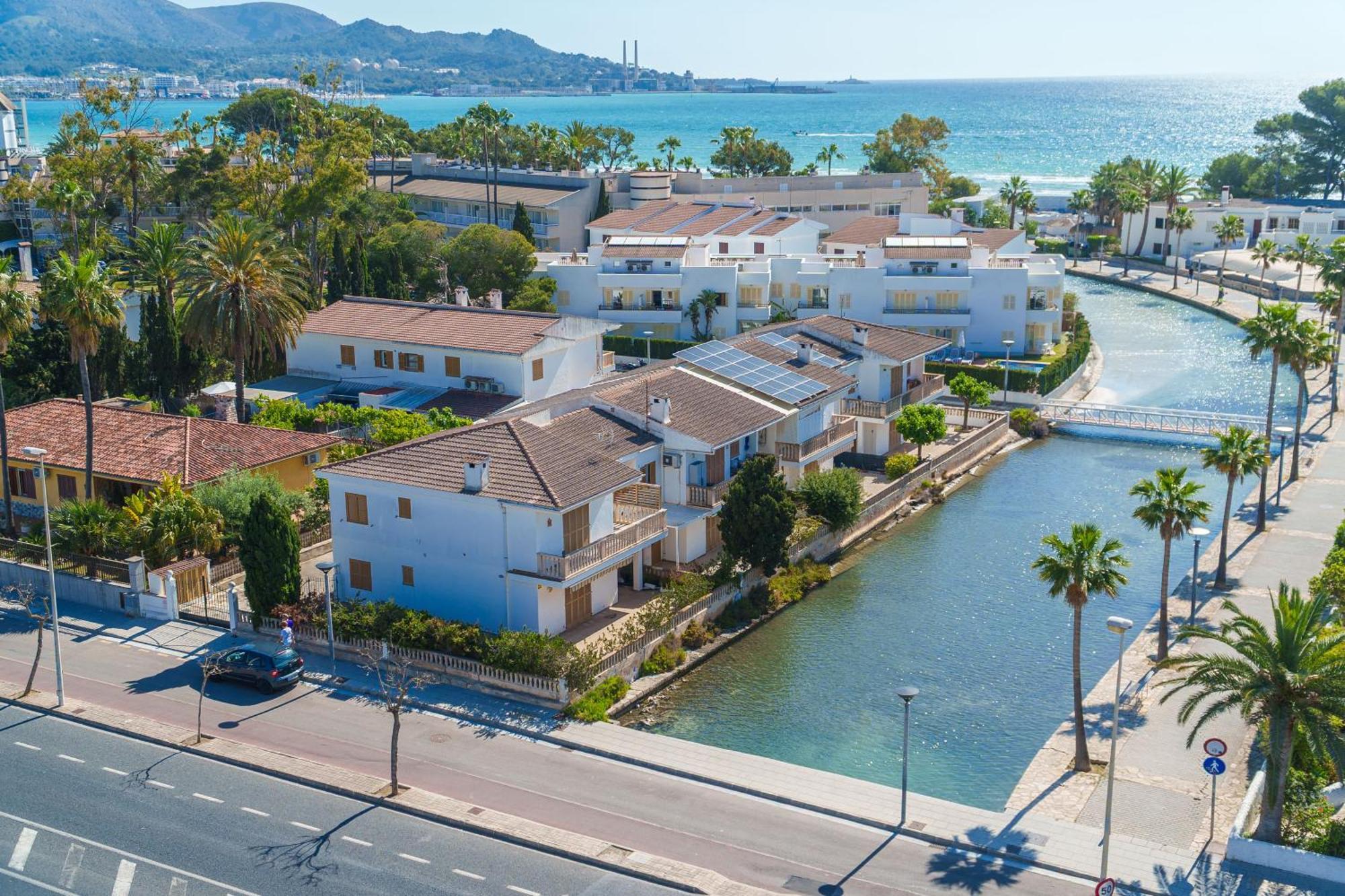 Apartment The Shell Ii, Beach Views And Pool Alcudia  Exterior foto
